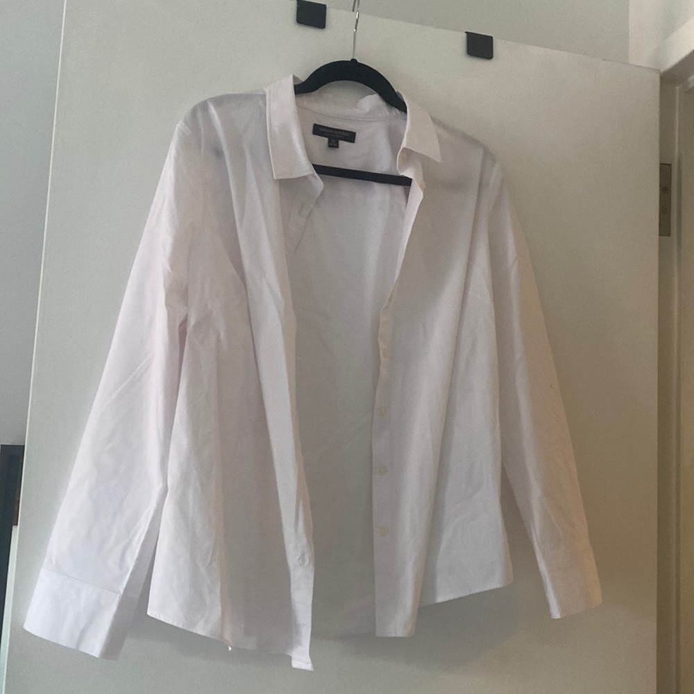 Banana Republic White Button Down Shirt